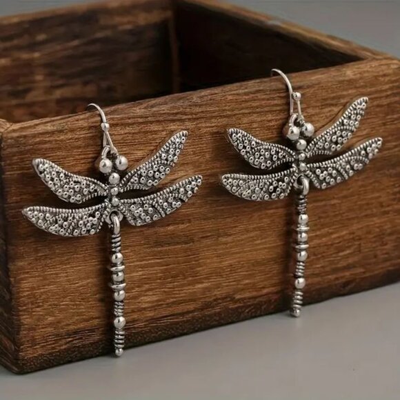 NEW Art Nouveau Pewter Dragonfly Drop Boho Earrings - Picture 4 of 5